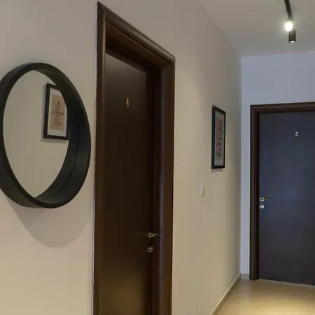 Oleva Studio's & 4*