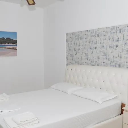 Oleva Studio's & Appart hôtel Ksamil