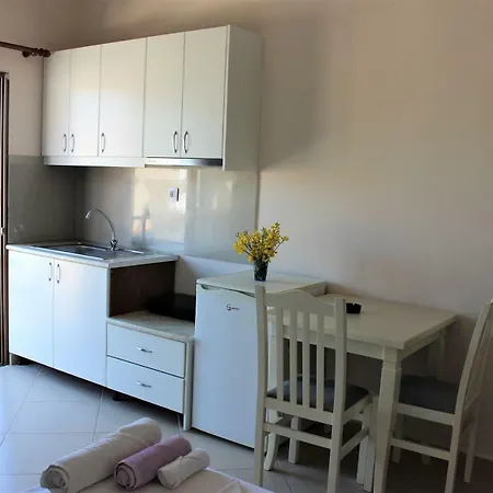 Oleva Studio's & Appart hôtel 4*