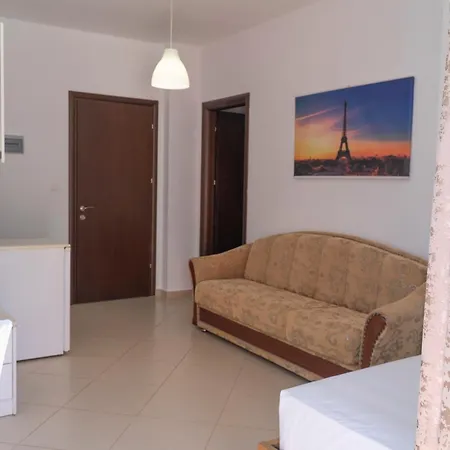 Oleva Studio's & 4* Ksamil