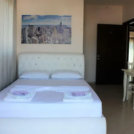 Oleva Studio's & 4*